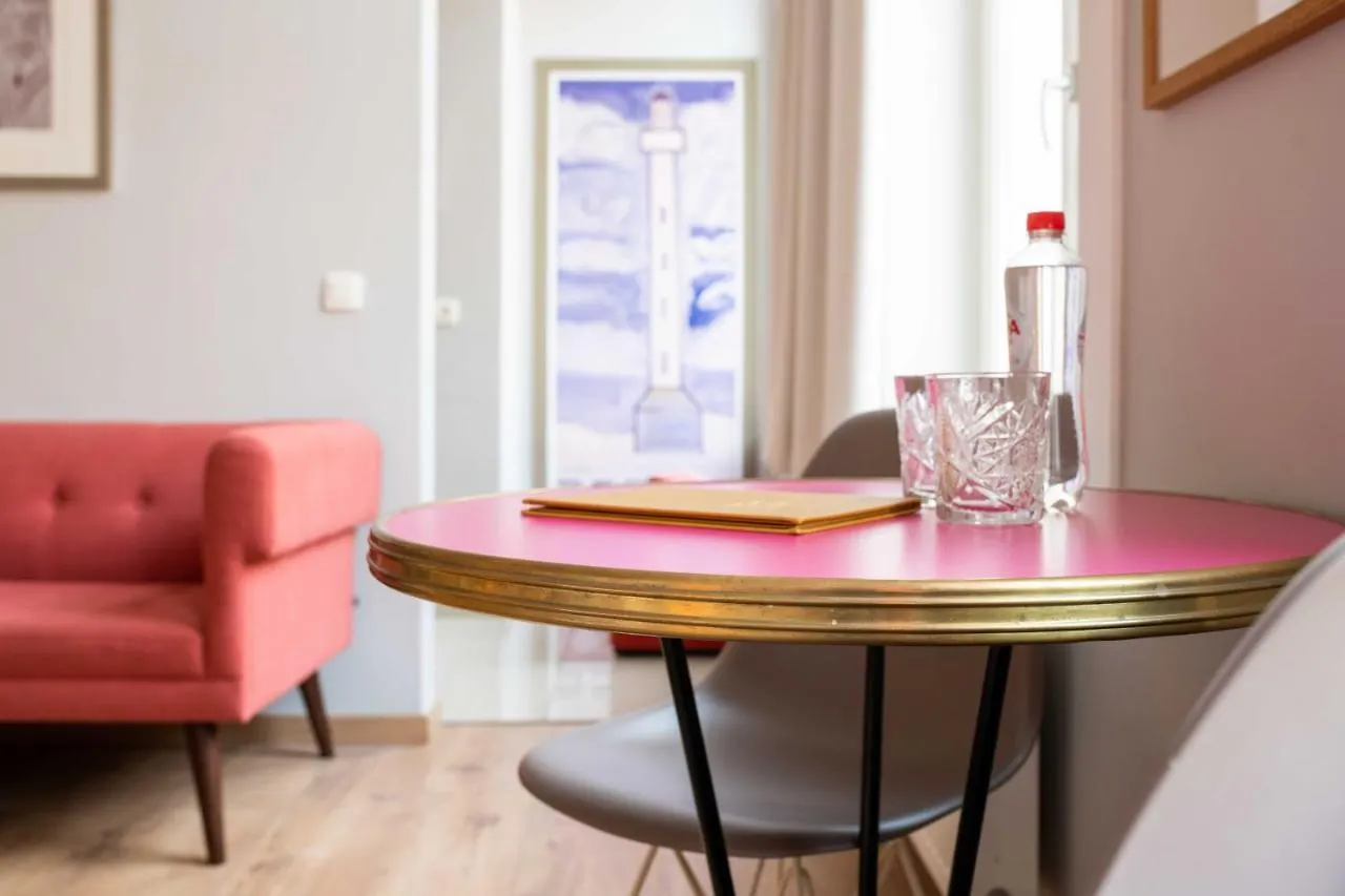 Homestay B&B Belle De Nuit Ostend